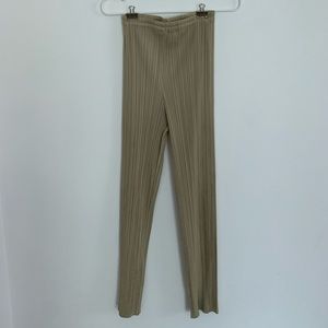 Issey Miyake - Pleats Please pants. Beige Cream